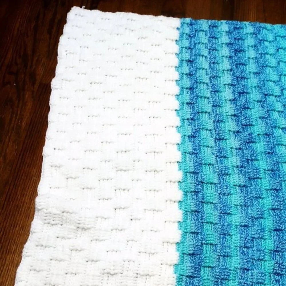 Hand Crafted Crochet Baby Blanket Lapghan Afghan Cerulean Blue Essential NWT